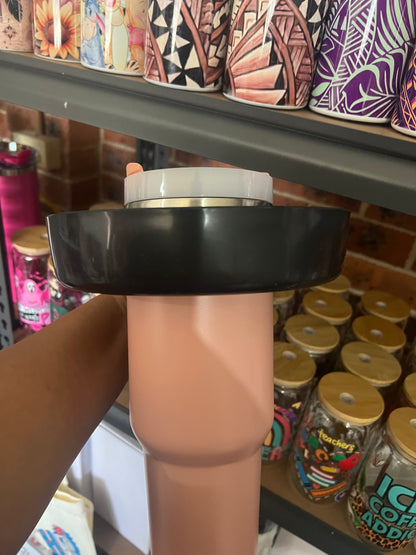 Munchie holder for 40oz tumblers