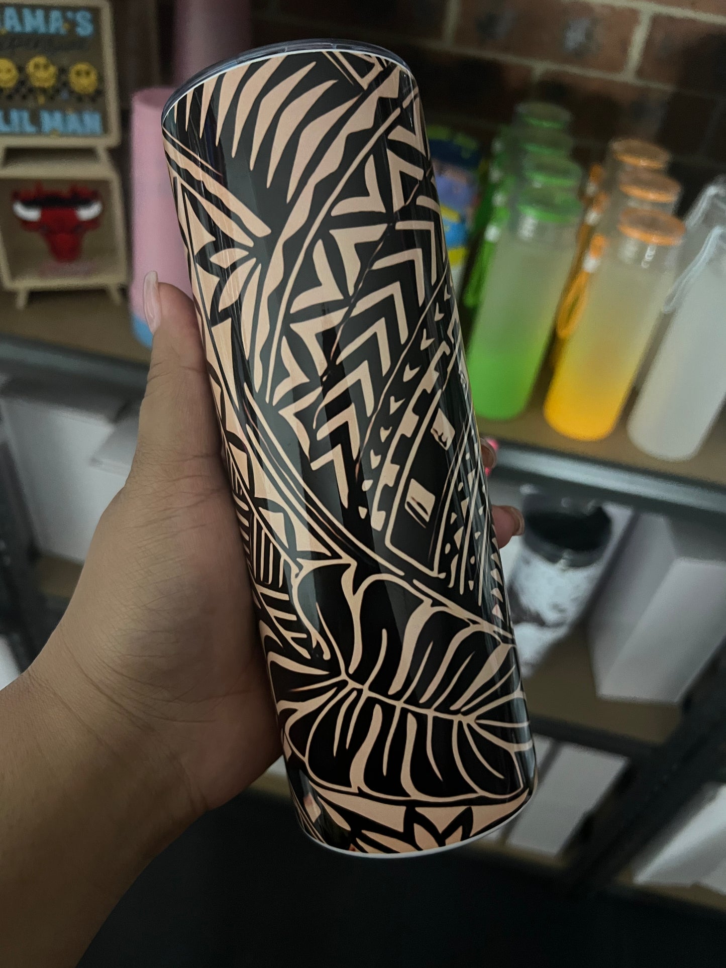 Cream Brown Island Pattern