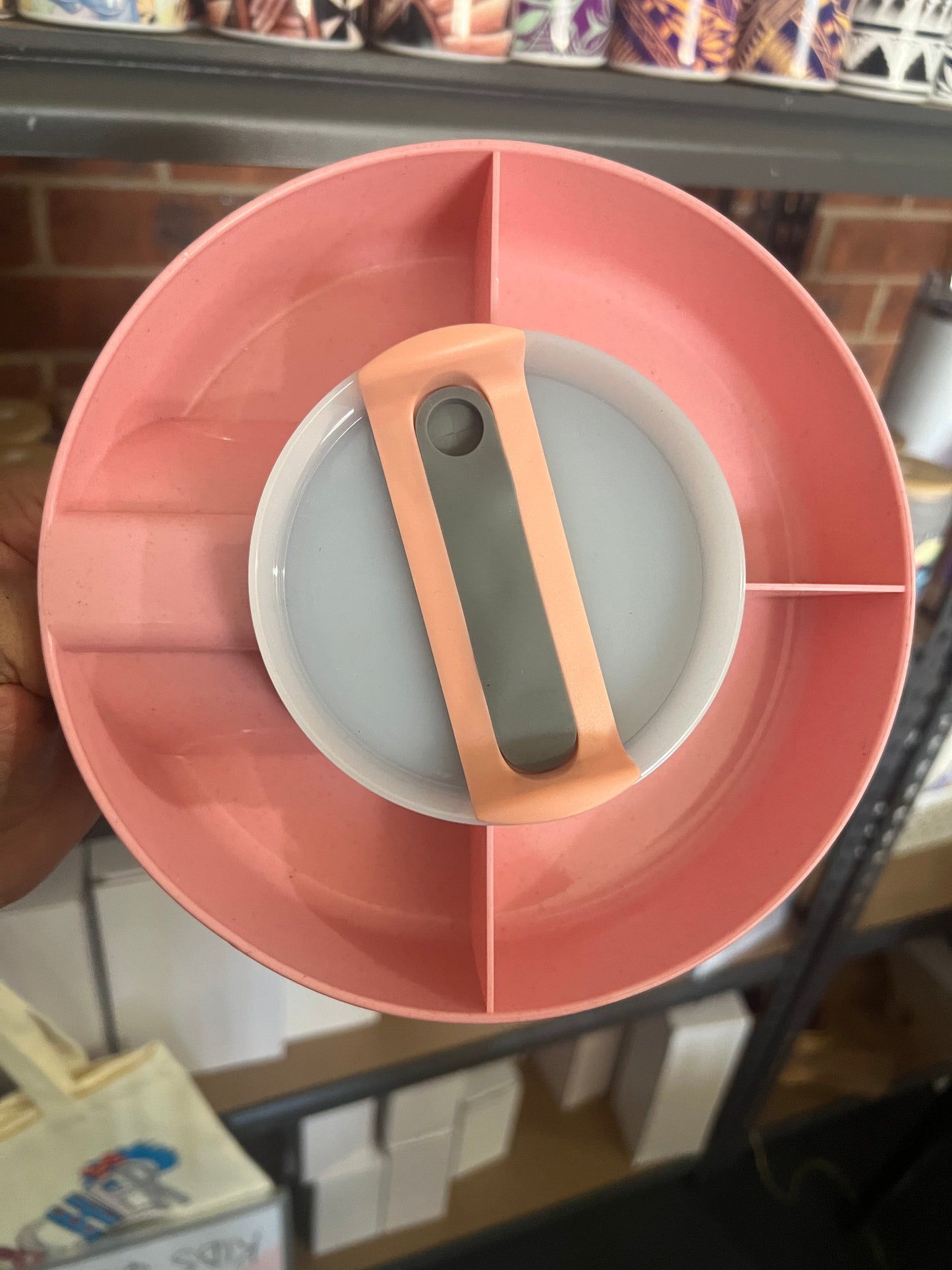 Munchie holder for 40oz tumblers