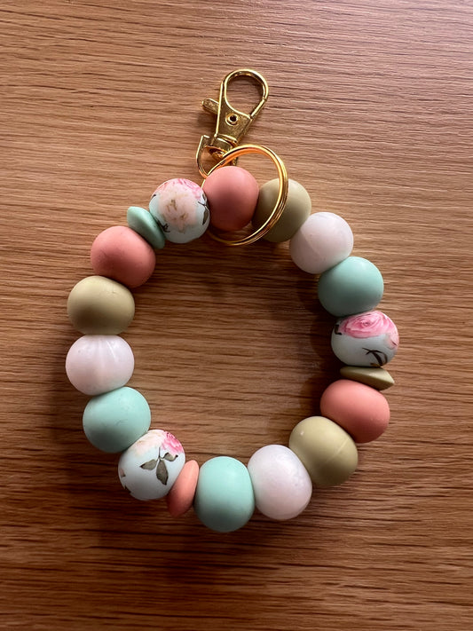 Round beaded pastel